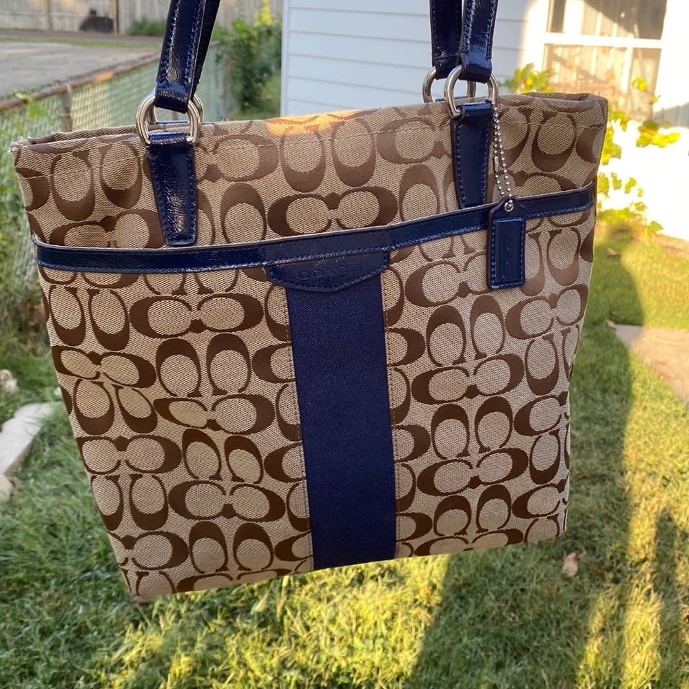 Coach signature canvas handbag